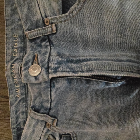 American Eagle, Women's, Size 12, Curvy Mom Jean, Perfect Shape, Holes - Picture 5 of 10